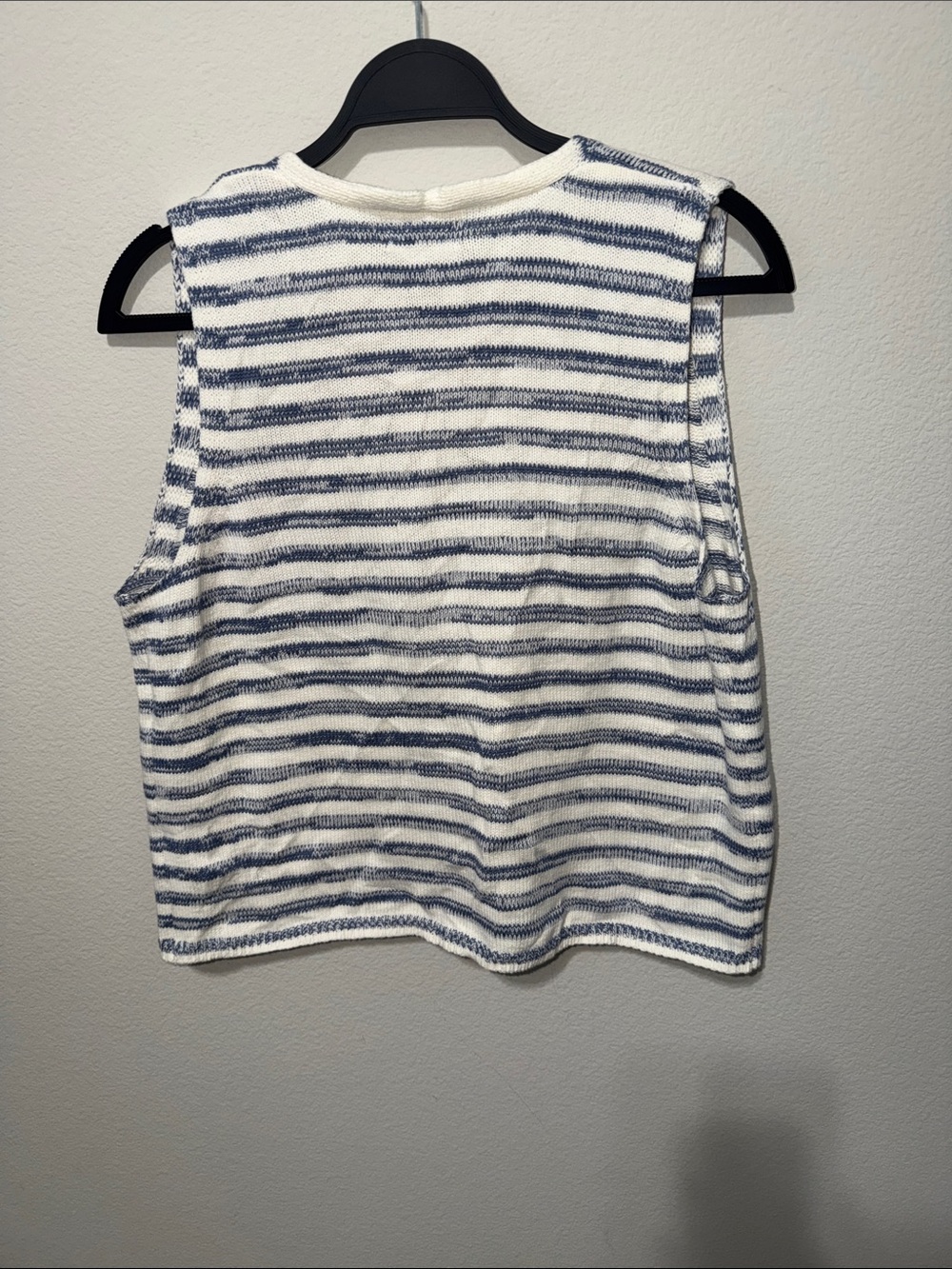 Universal Thread White & Navy Striped Button-Front Tank - Picture 4 of 5